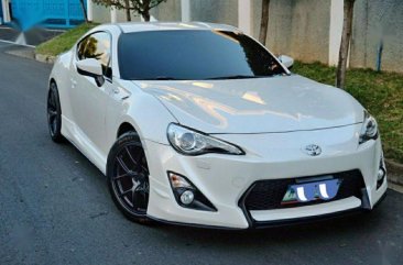 Selling 2nd Hand Toyota 86 2013 in Las Piñas