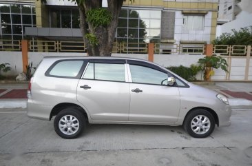 Toyota Innova 2012 Automatic Diesel for sale in Quezon City