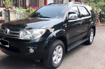 Selling Toyota Fortuner 2011 Automatic Gasoline in Las Piñas