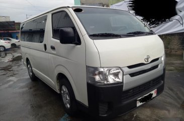 Used Toyota Hiace 2015 Manual Diesel for sale in Mandaluyong