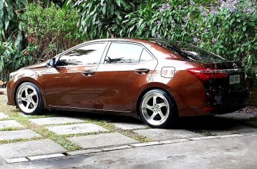 Selling Toyota Altis 2014 Automatic Gasoline in Quezon City