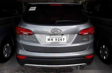 Selling Grey Hyundai Santa Fe 2015 at 84633 km 