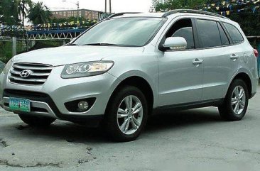 Sell Silver 2012 Hyundai Santa Fe in General Salipada K. Pendatun