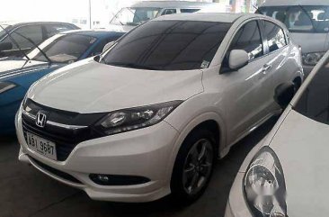 White Honda Hr-V 2015 Automatic Gasoline for sale 