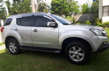 Selling Isuzu Mu-X 2017 Automatic Diesel in Santa Rosa