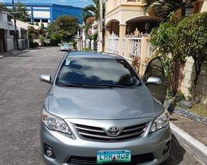 Selling Silver Toyota Corolla Altis 2013 at 86000 km for sale