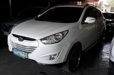 White Hyundai Tucson 2011 Automatic Gasoline for sale in Manila