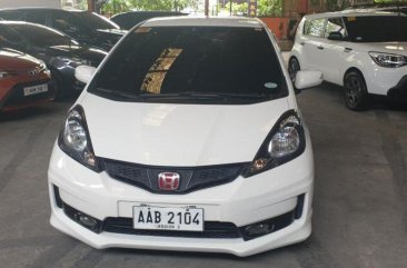 Selling 2nd Hand Honda Jazz 2013 in Quezon City