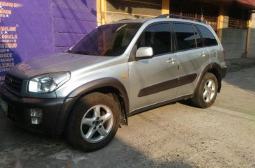 Selling 2nd Hand Toyota Rav4 2000 in Malabon