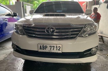 Selling White Toyota Fortuner 2016 Manual Diesel at 13100 km in Quezon City