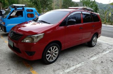 Selling Toyota Innova 2012 Manual Diesel in Naguilian