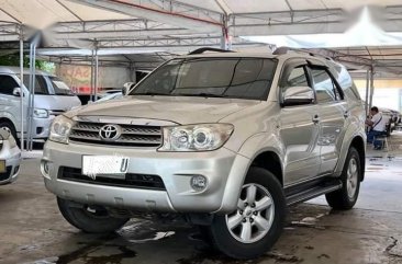 Selling Toyota Fortuner 2010 Automatic Gasoline in Makati