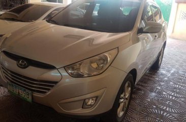 Selling 2nd Hand Hyundai Tucson 2011 in Quezon City
