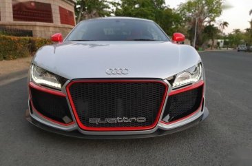 Sell 2nd Hand 2011 Audi R8 Automatic Gasoline at 7000 km in Parañaque