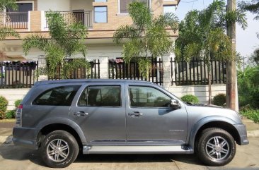 Selling 2nd Hand Isuzu Alterra 2012 in Pasig