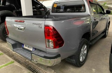 Selling Toyota Hilux 2017 at 40000 km in Santiago