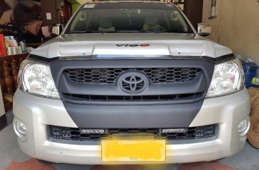 Selling Toyota Hilux 2012 at 110000 km in Quezon City