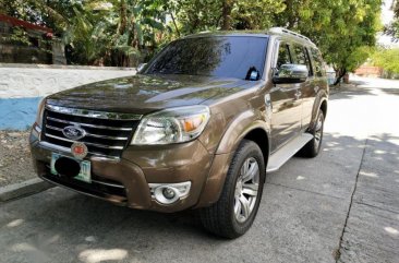 2nd Hand Ford Everest 2012 at 70000 km for sale