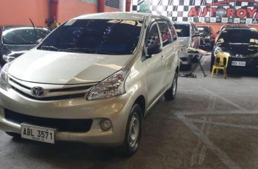 2nd Hand Toyota Avanza 2015 for sale in Quezon City