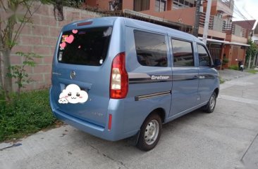 Sell 2nd Hand 2017 Foton Gratour Van Manual Gasoline at 15000 km in Quezon City