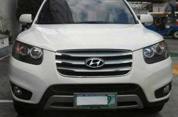 Sell 2nd Hand 2012 Hyundai Santa Fe Automatic Diesel at 56000 km in Quezon City