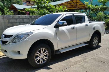 Selling 2nd Hand Mazda Bt-50 2015 at 60000 km 