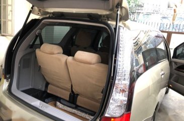 Selling 2nd Hand Mitsubishi Grandis 2010 in Quezon City