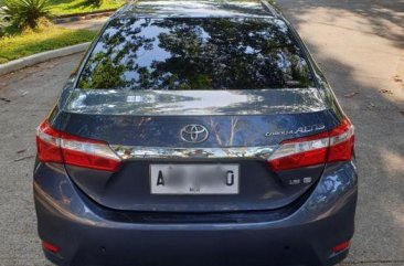 Selling 2nd Hand Toyota Corolla Altis 2015 in Angono