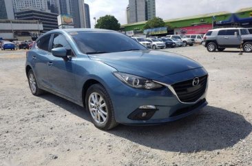 Selling 2nd Hand Mazda 3 2016 Hatchback in Pasig