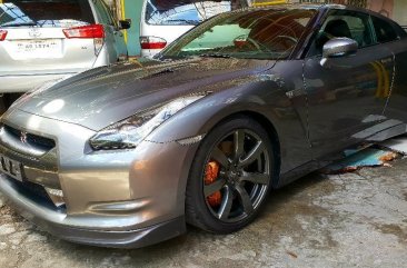 Selling Nissan Gt-R 2009 at 10000 km in Manila