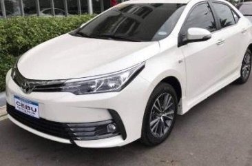 Selling Toyota Corolla Altis 2017 at 9000 km in Cebu City