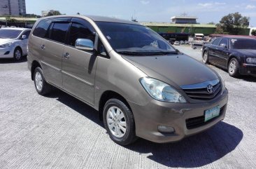 Selling 2nd Hand Toyota Innova 2012 at 54000 km 