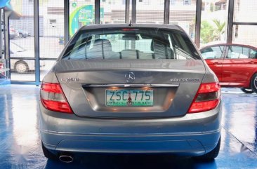 Selling Mercedes-Benz C200 2009 at 37000 km in Quezon City