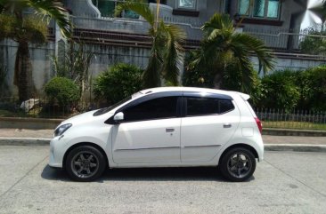 Selling 2nd Hand Toyota Wigo 2017 at 9000 km in Quezon City