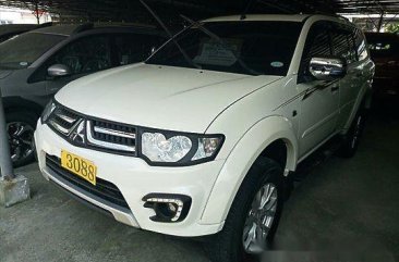 White Mitsubishi Montero Sport 2015 at 10000 km for sale in Cebu City