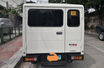 Sell 2nd Hand 2013 Mitsubishi L300 Manual Diesel at 40000 km in Quezon City