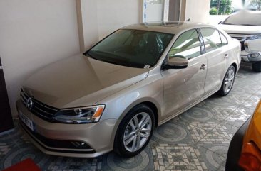 Selling 2nd Hand Volkswagen Jetta 2018 in Tacloban