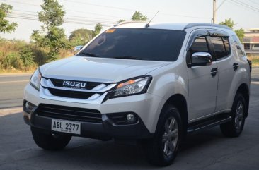 2nd Hand Isuzu Mu-X 2015 Automatic Diesel for sale in San Fernando