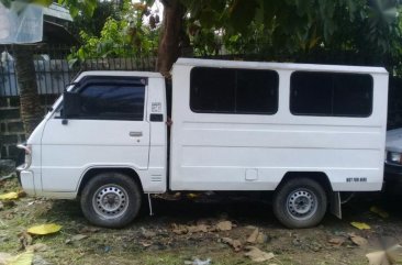 Selling 2nd Hand Mitsubishi L300 1999 Manual Diesel at 100000 km in Caloocan