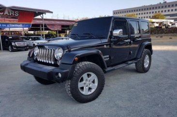 Selling Jeep Wrangler Rubicon 2016 Automatic Diesel in Taguig