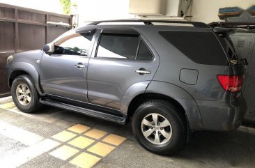 Selling Gray Toyota Fortuner 2006 Automatic Gasoline in Mandaluyong