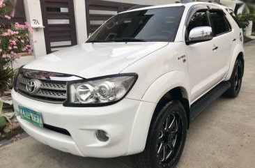 2nd Hand Toyota Fortuner 2005 Automatic Gasoline for sale in Parañaque