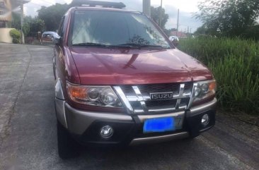 2nd Hand Isuzu Crosswind 2010 Automatic Diesel for sale in Dasmariñas