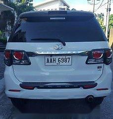 Sell White 2014 Toyota Fortuner Automatic Diesel at 35710 km 