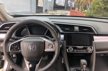 Selling 2nd Hand Honda Civic 2016 Automatic Gasoline at 30000 km in Quezon City