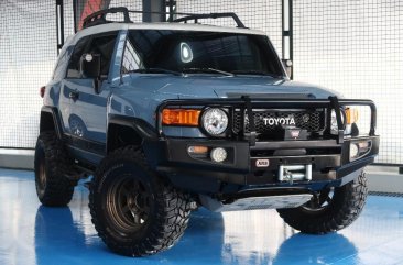 2nd Hand Toyota Fj Cruiser 2015 for sale in Quezon City