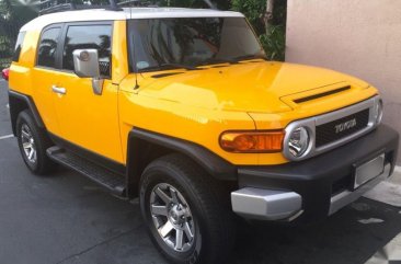 Selling 2nd Hand Toyota Fj Cruiser 2015 at 14000 km in Pasig