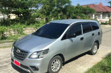 2nd Hand Toyota Innova 2015 Manual Diesel for sale in Tarlac City