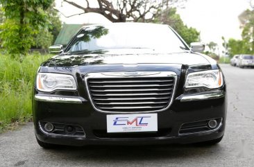 Selling 2nd Hand Chrysler 300c 2011 Automatic Gasoline at 50000 km in Quezon City