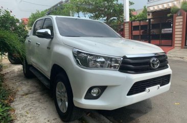 Sell White 2016 Toyota Hilux in Quezon City